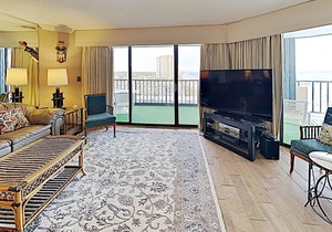 Perfect Oceanfront Condo Pool Private Balcony