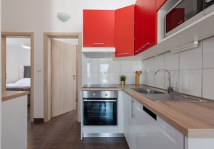 "Perfect runaway"in a quiet bay with sea view and pool relaxing area-app 4(for5)
