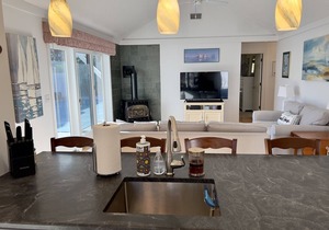 Perfect Vacation House with Private Pool in New Seabury