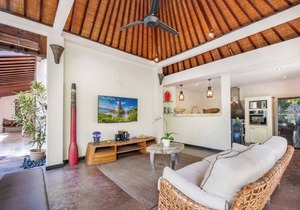 Perfectly located 2 Bedrooms Villa