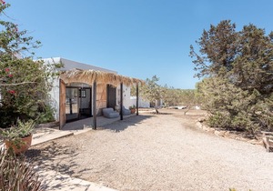 Perfectly Located Luxury new Listed Villa in Formentera