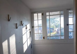 Pet Friendly, Family Friendly near Tennyson Art District