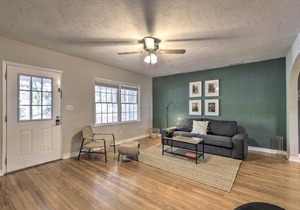 Pet Friendly Gainesville Getaway about 2 Mi to UF