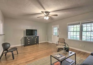 Pet Friendly Gainesville Getaway about 2 Mi to UF