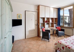 Pet-Friendly Holiday Home "Mare" with Sea View, Garden & Wi-Fi