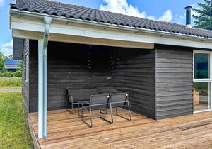 Pet friendly home in Strandby with WiFi