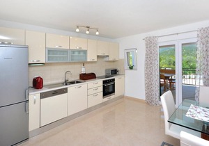 Pet friendly home in Zagvozd with WiFi