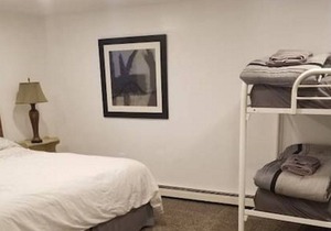 Pet Friendly King Suite w/Private Bath & Waffles