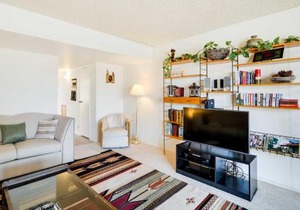 Pet-Friendly Mesa Retreat with Patio and Pool Access