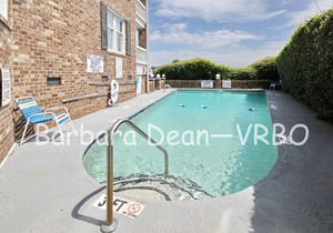 Pet-Friendly Ocean Front Condo-Balcony -Overlooking Ocean