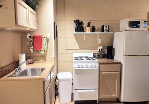 Pet Friendly Studio Cottage #2 At The Water's Edge