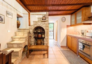 Petalidi Olive Garden Stone House near the beach