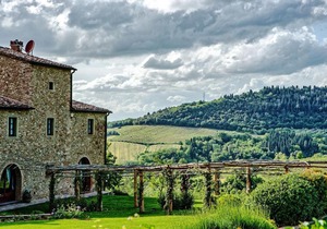 Petrognano Villa Sleeps 16 Pool Air Con WiFi