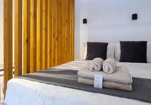 Phaedrus Living Seaside Luxury Flat Athina 123