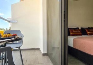 Phaedrus Living: Seaside Luxury Flat Athina 115