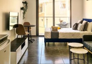 Phaedrus Living: Seaside Luxury Flat Athina 116