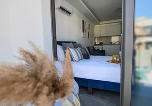 Phaedrus Living: Seaside Luxury Flat Athina 116