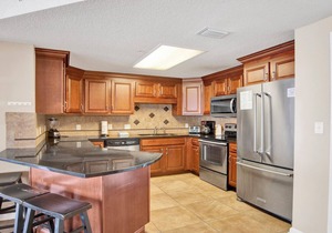Phoenix X 3BR, Beachfront!