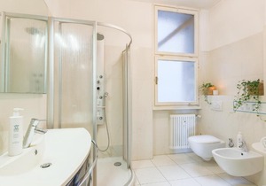Piazza Cavour Lake View - byMyHomeinComo