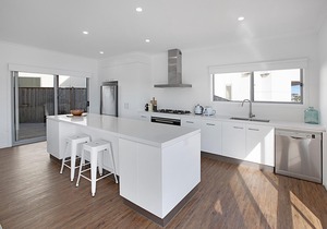Pier 37 - Light and modern, this stylish property offers genuine waterfront