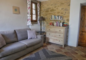 Pietramelina- Beautiful Stone Farmhouse with Pool in Quiet Valley Setting