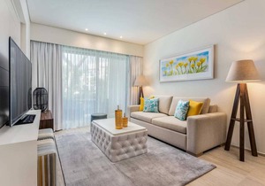 Pine Cliffs Garden Suite I