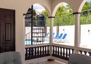 PINES VACATION RENTALS- EXCELLENT LOCATION, MINUTES FROM EVERYTHING.