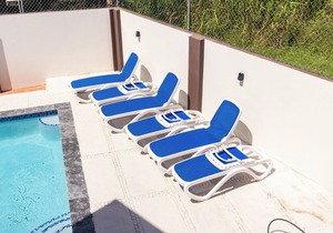 PINES VACATION RENTALS- EXCELLENT LOCATION, MINUTES FROM EVERYTHING.