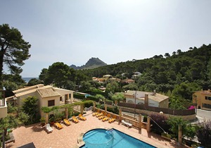 PINOS ALTOS 04. Pretty apartment in Cala San Vicenç.