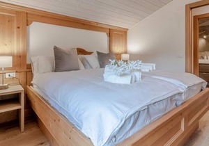 PINZOLO THREE - ROOM APARTMENT WITH WIFI AND TWO BATHROOM