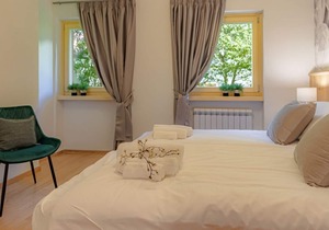 PINZOLO TWO-ROOM APARTMENT 4 BEDS - WIFI AND TERRACE