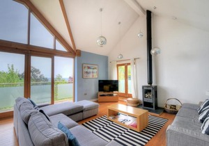 Pippin Charmouth