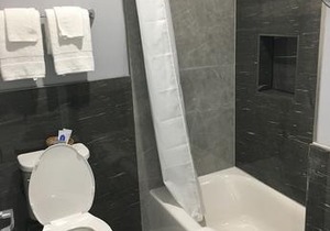 Platinum Inn And Suites
