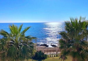 Playa Lucera Beautiful 3 bed. 2 bath front-line beach house