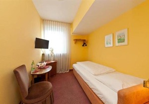 PLAZA INN Rieker Stuttgart Hauptbahnhof