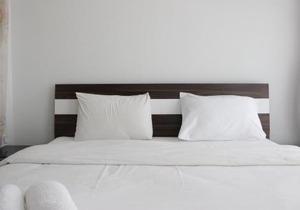 Pleasant 1BR Apartment with Sofa Bed at Dago Suites By Travelio