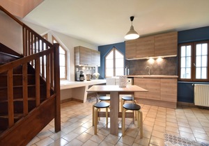 Pleasant Cottage in Asnières with Terrace