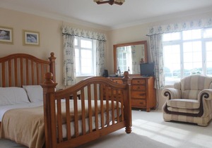 Plumpton House