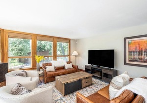 PLUNGE J by Exceptional Stays