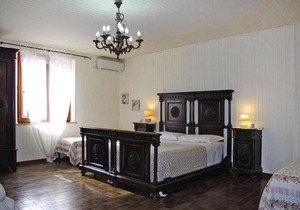 Podere Caldaruccio La Pineta - 26 people Cottage & Villa