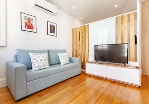 Polery Apartmemts Center 2E