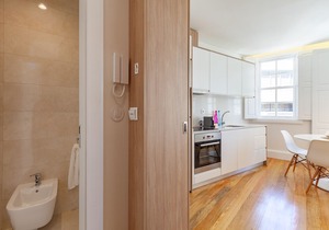Polery Apartmemts Center 2E