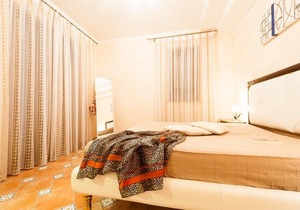 POLIFEMO HOLIDAY HOUSE