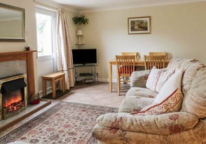 POLURRIAN, family friendly, with a garden in Mullion