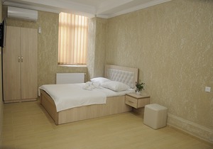 Pomegranate - double room 5