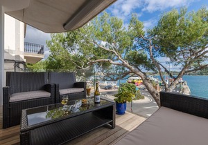 Ponent - Three Bedroom Apartment, Sleeps 4