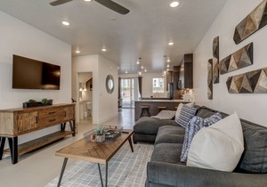 Pool Open! | Pool View | Cable TV + Streaming | New | Built in Bunk Beds | #5