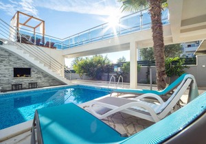 Poolincluded - Villa Santa Maria