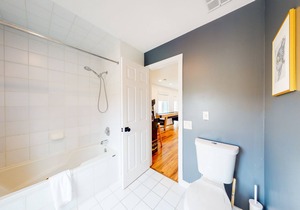 Pop-Culture Fun - Blue Mountain Retreat, Shared Pool, Slope View, On Golf Course