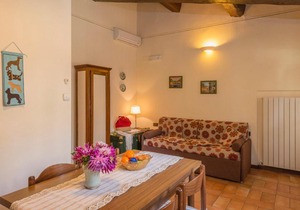 Popoltaio-Schiacciato Villa Sleeps 2 Pool Air Con